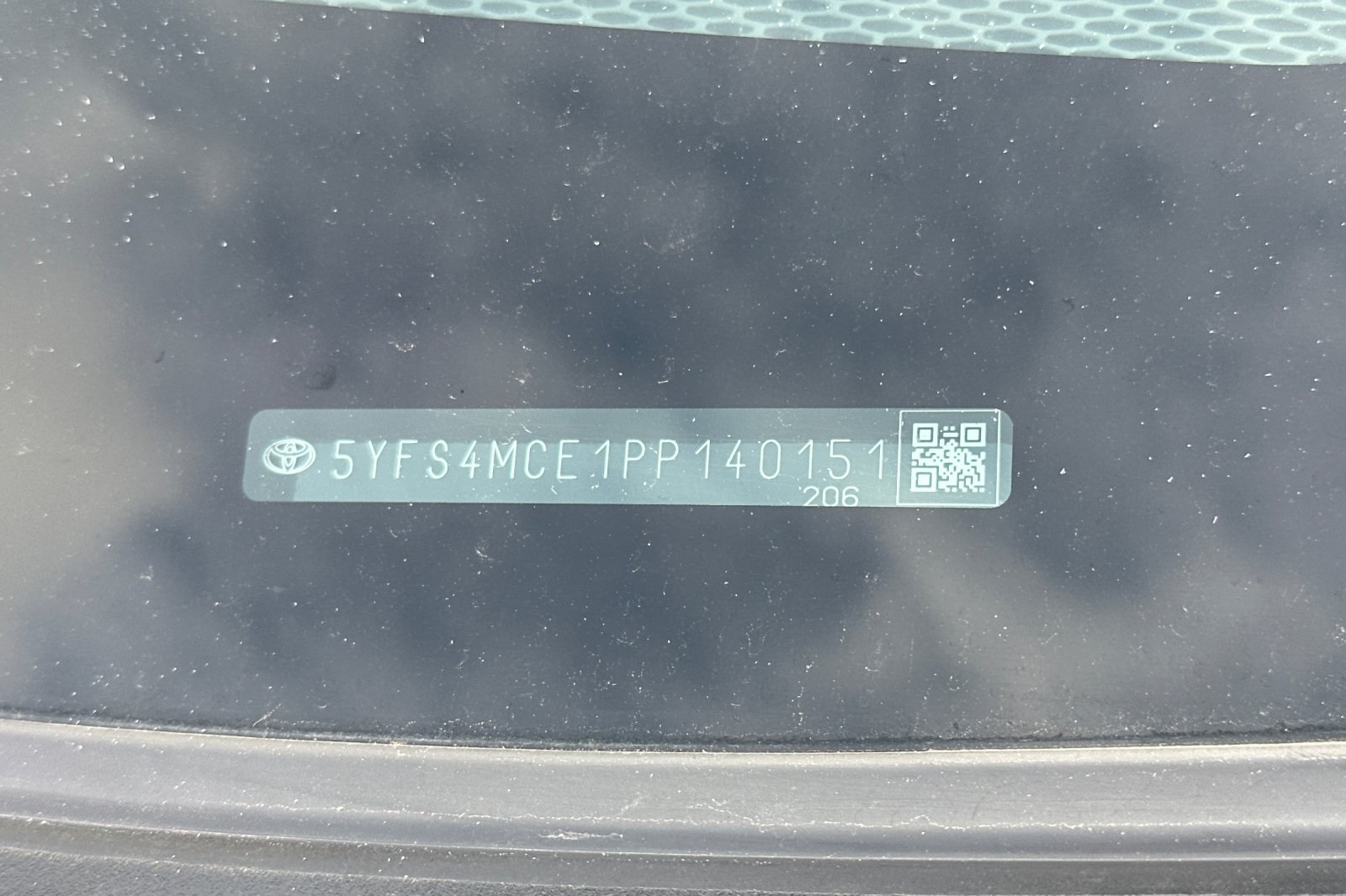 2023 Toyota Corolla SE photo 2