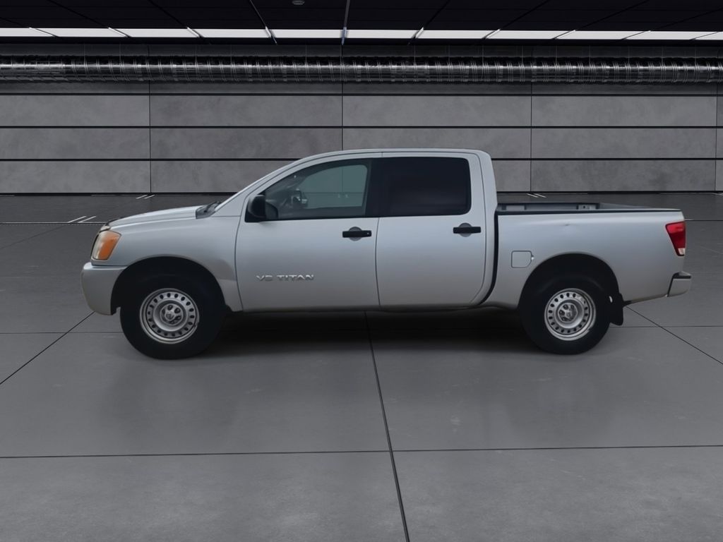 2010 Nissan Titan XE photo 4