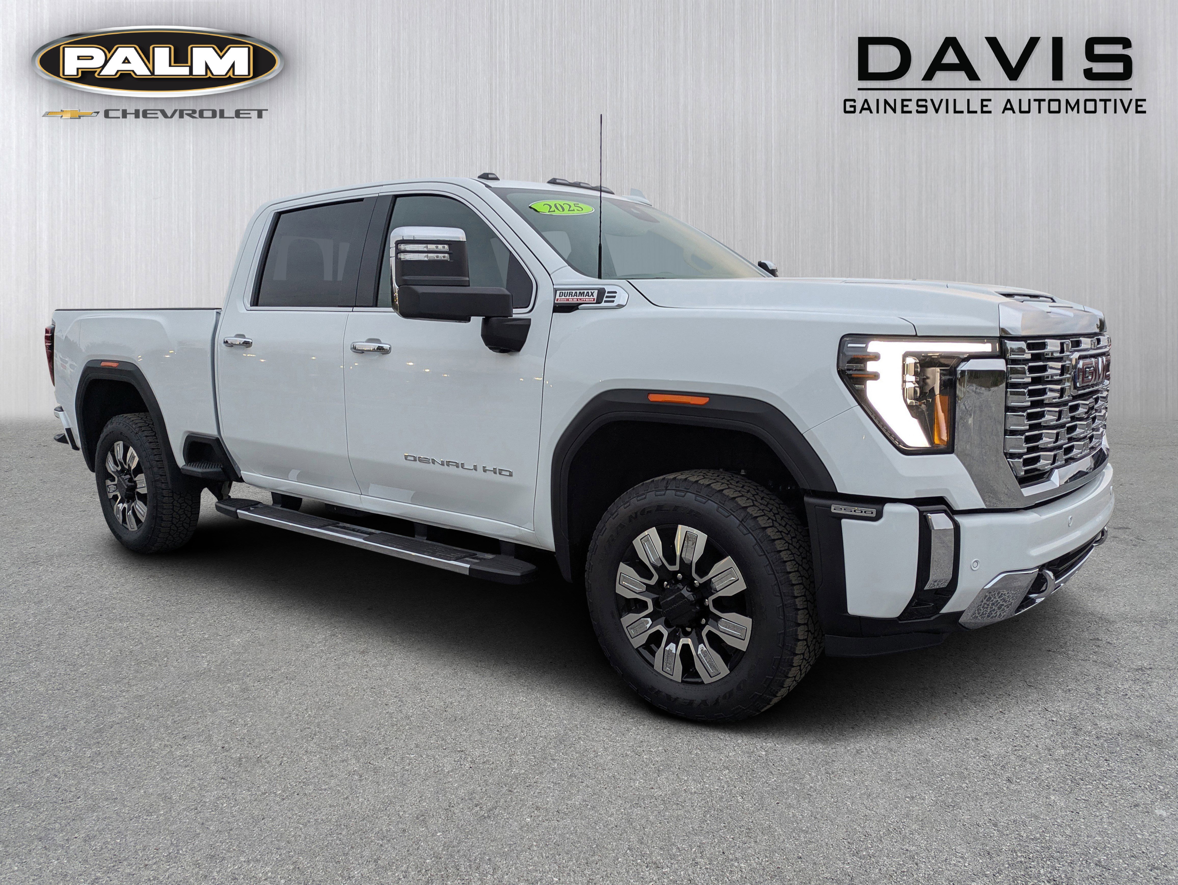 2025 GMC Sierra 2500HD Denali's photo
