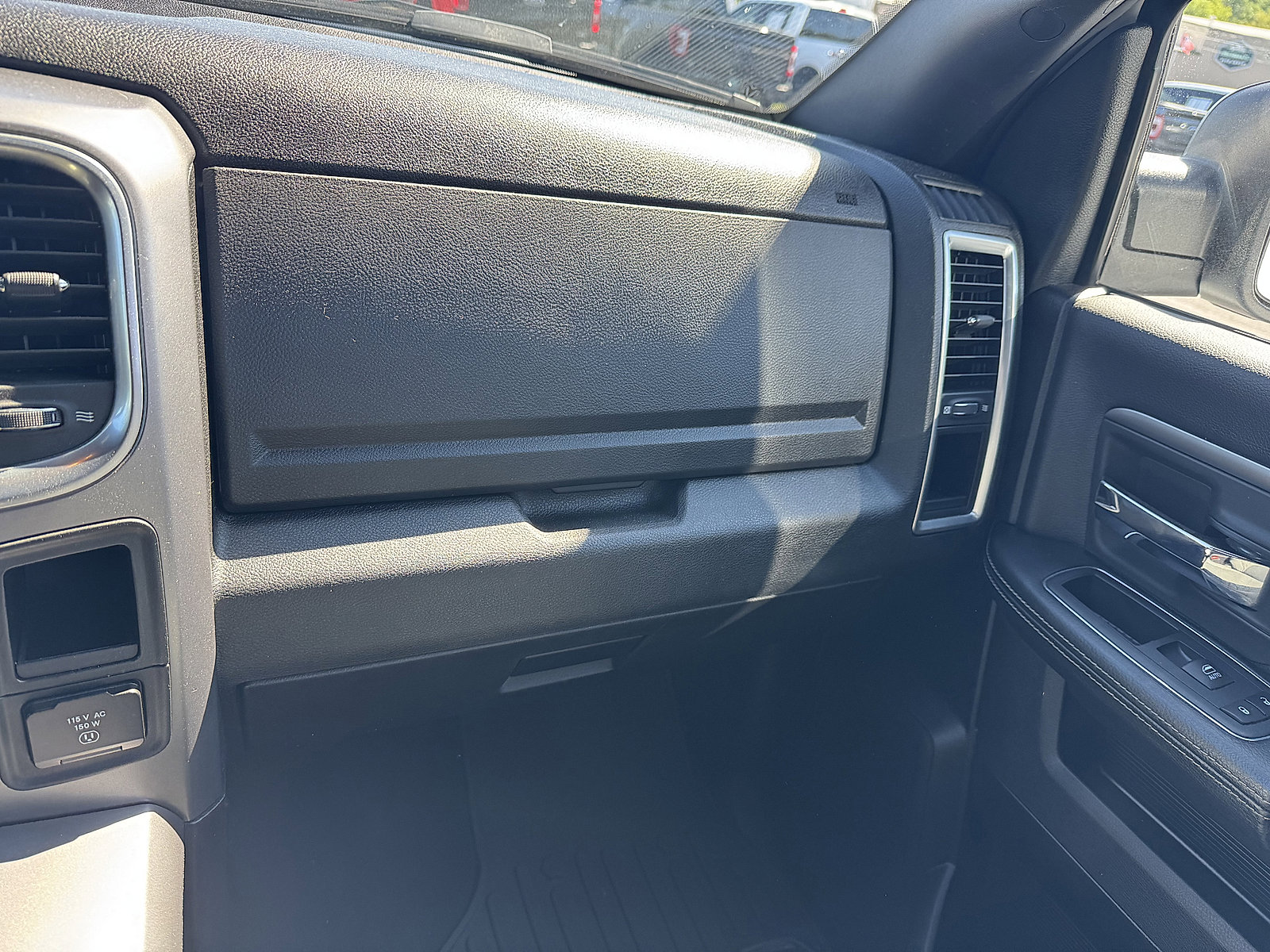 2021 Ram 1500 Classic Warlock photo 13