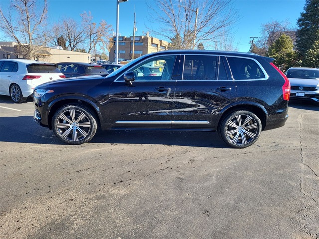 2025 Volvo XC90 Plus photo 2