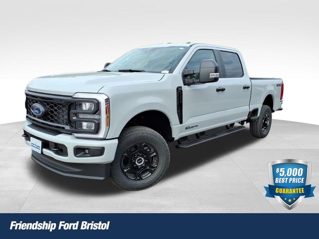 2026 Ford F-350 Super Duty XL's photo