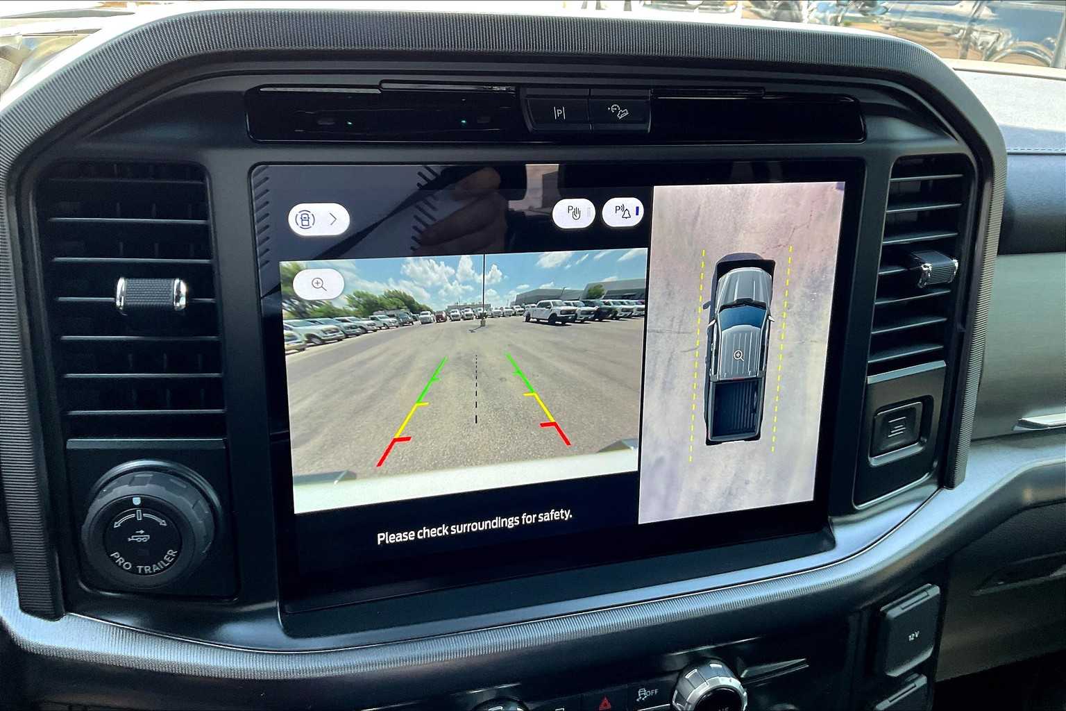2025 Ford F-150 Platinum photo 16