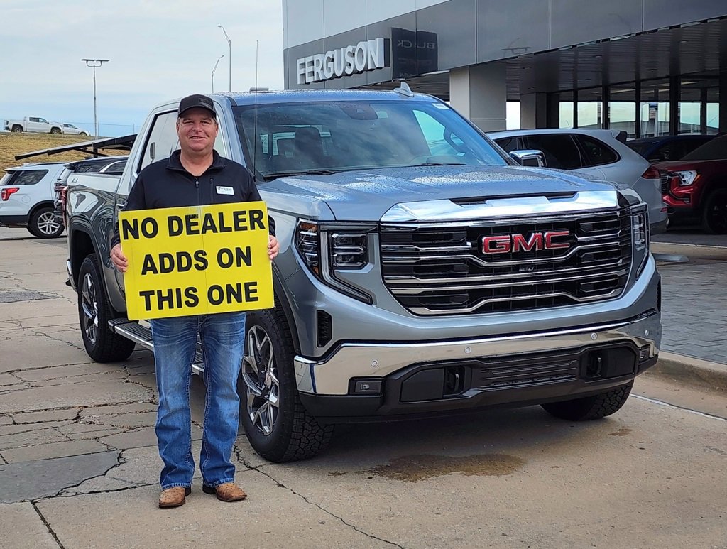 2026 GMC Sierra 1500 SLT's photo