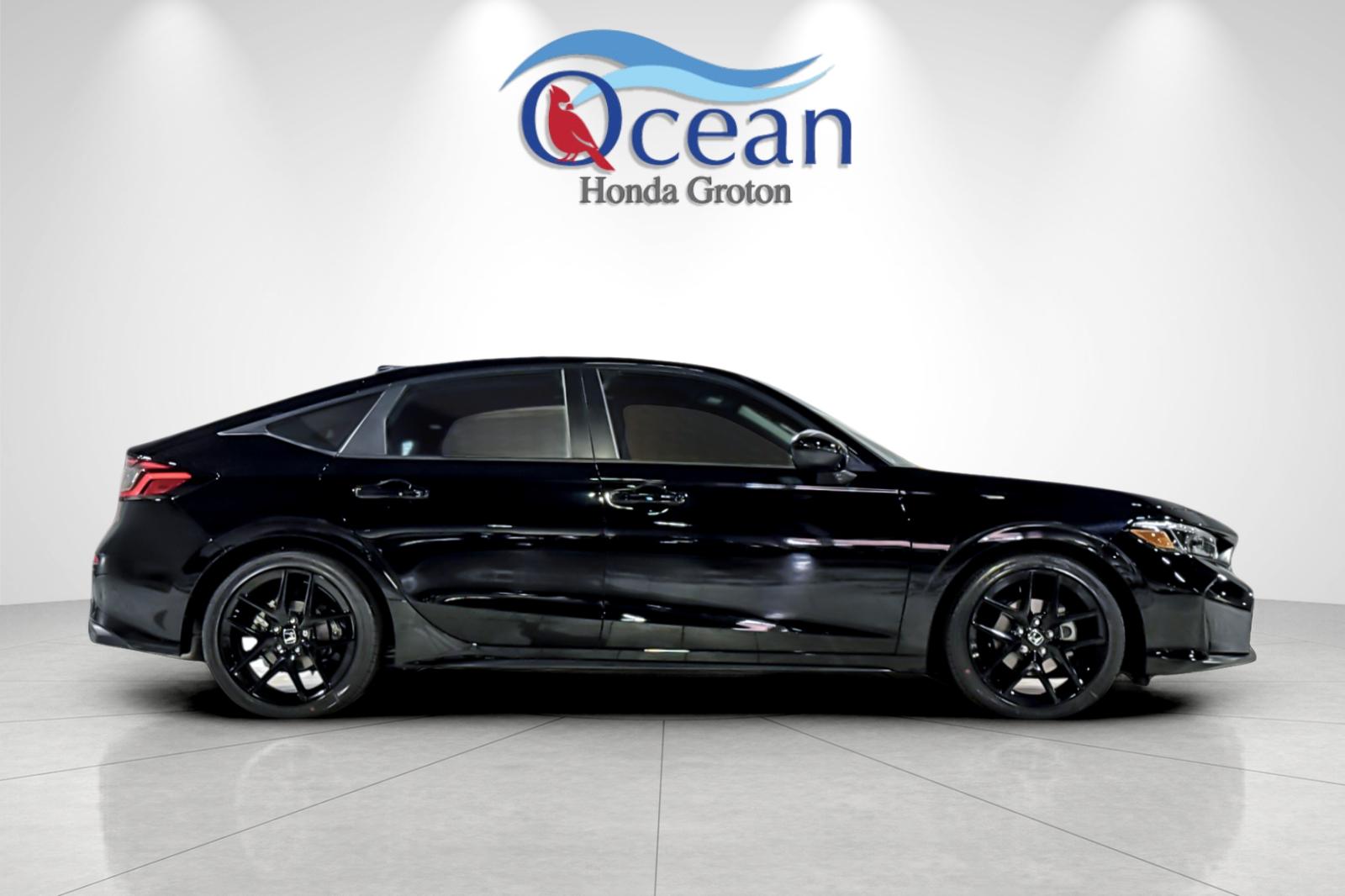 2026 Honda Civic Hatchback Sport photo 4