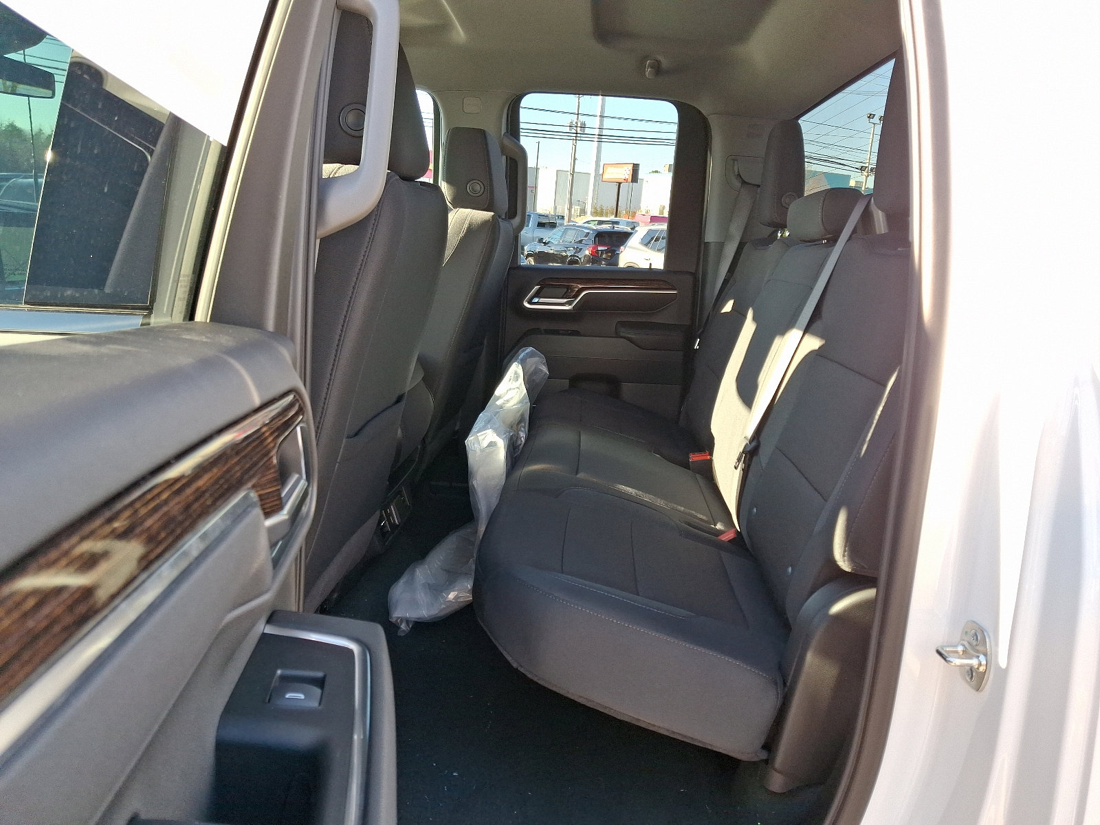 2025 Gmc Sierra 2500 HD SLE photo 5