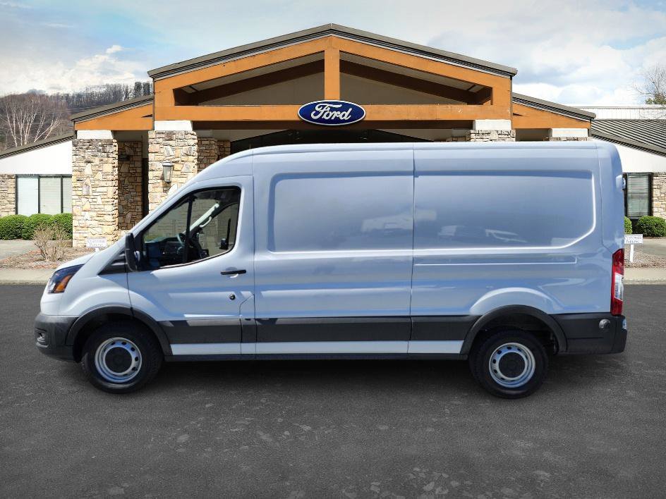2024 Ford Transit Cargo Van photo 4