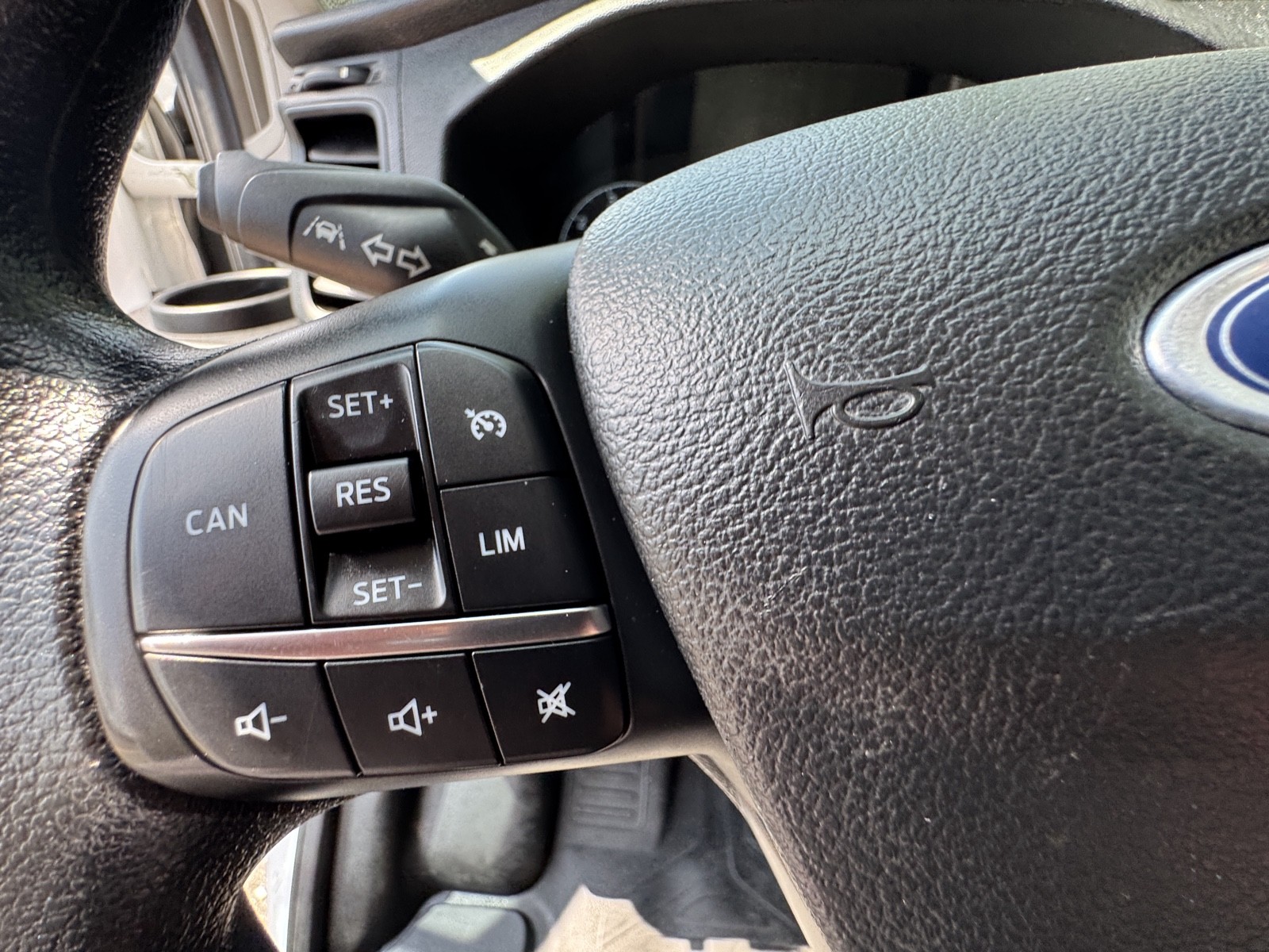 2020 Ford Transit photo 13