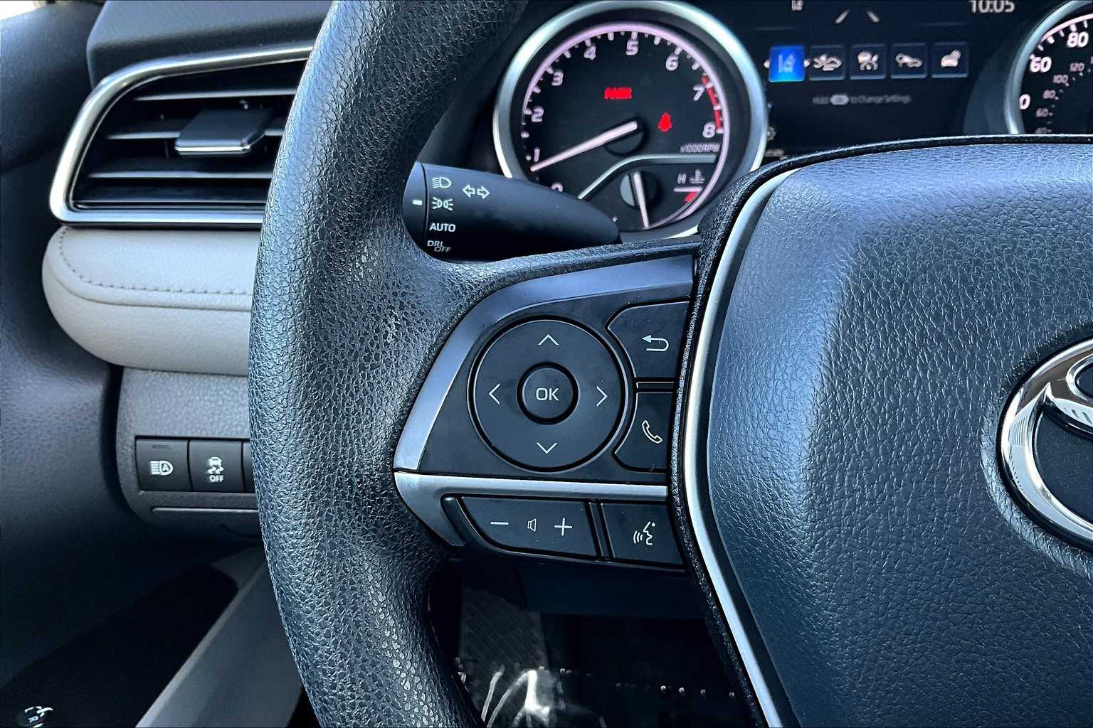 2023 Toyota Camry LE photo 22