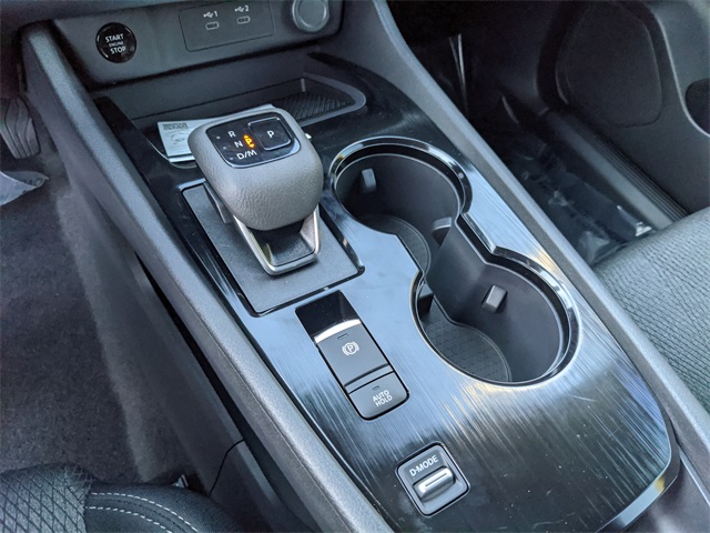 2026 Nissan Rogue SV photo 19