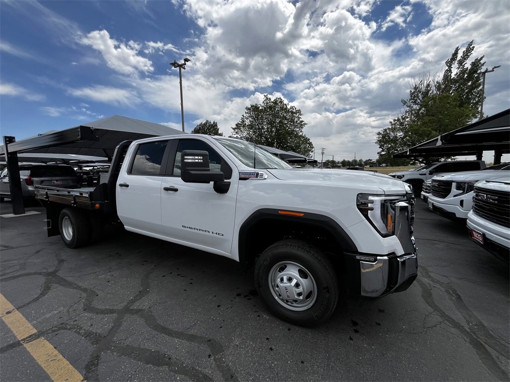 2025 Gmc Sierra 3500 HD Pro photo 2