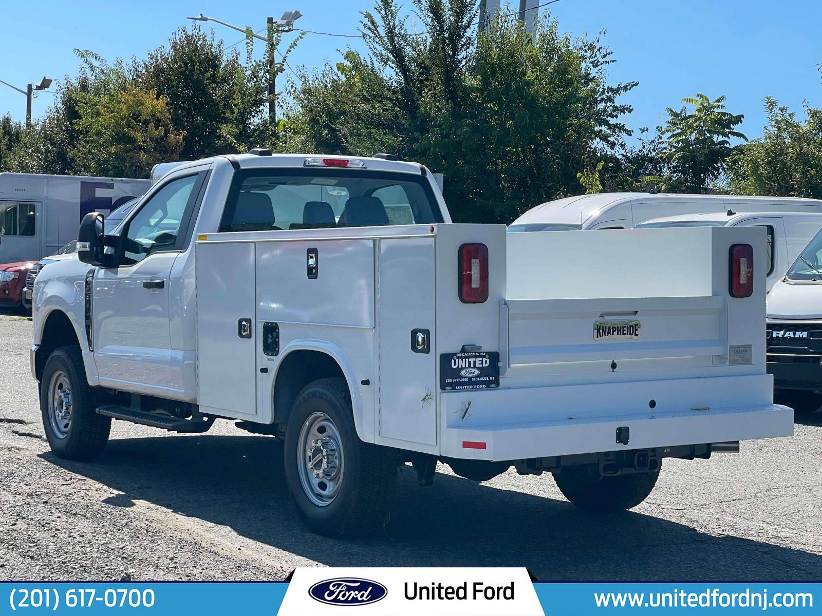 2023 Ford F-250 XL photo 4