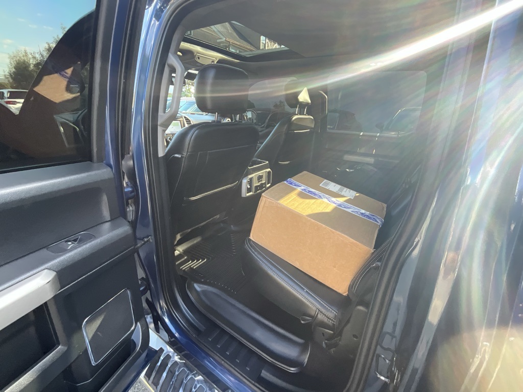2020 Ford F-150 Lariat photo 23