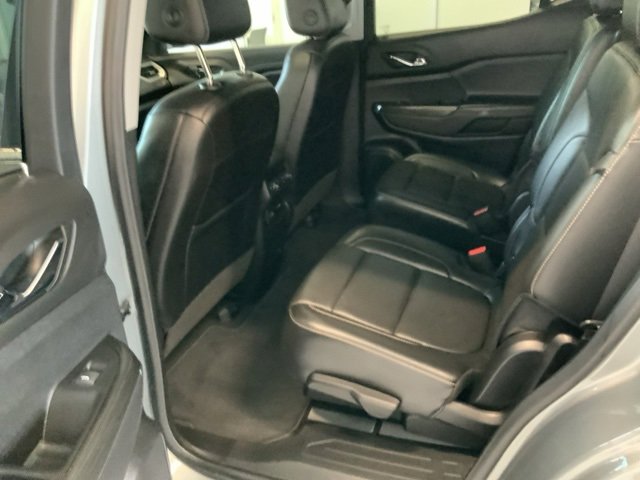 2023 Gmc Acadia SLT photo 18