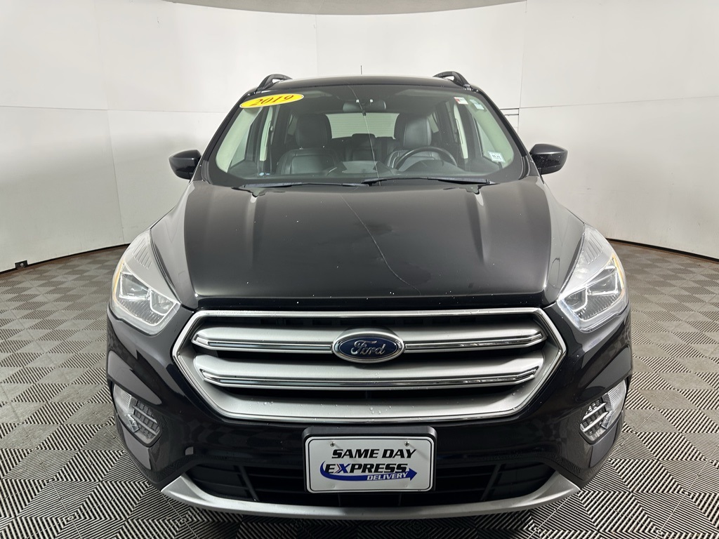 2019 Ford Escape SEL photo 9