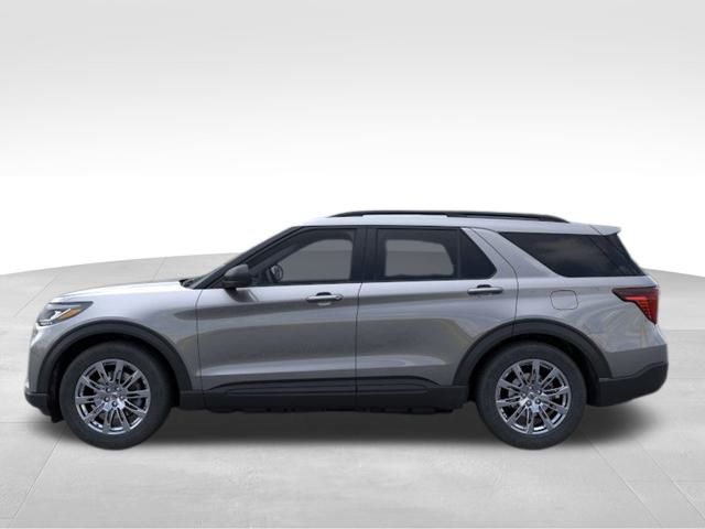 2026 Ford Explorer photo 2