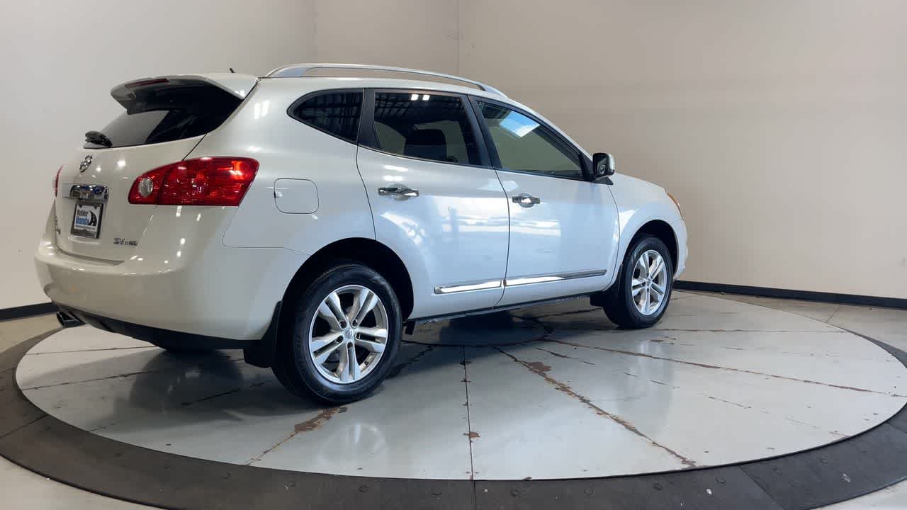 2012 Nissan Rogue SV photo 3