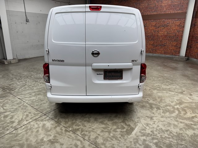 2019 Nissan NV200 SV photo 4