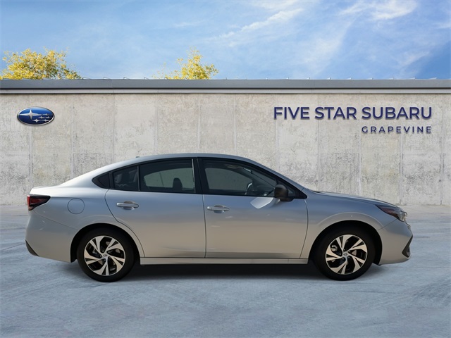 2025 Subaru Legacy Base photo 9