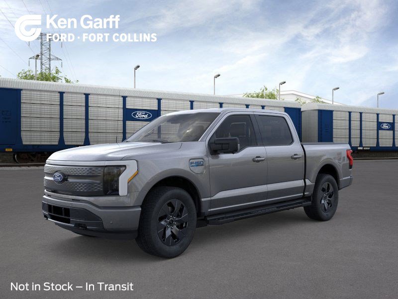 2025 Ford F-150 Lightning Flash's photo