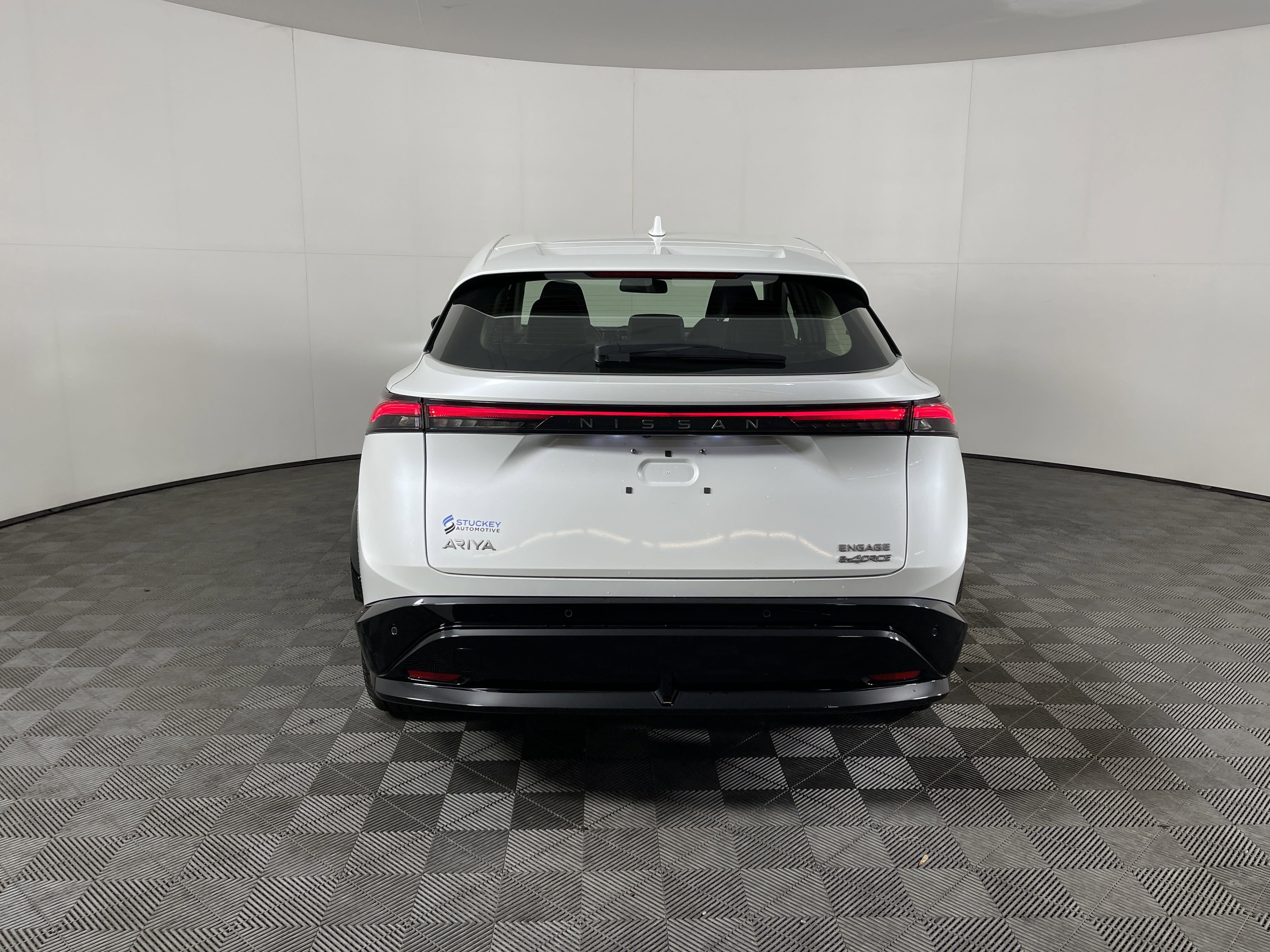 2023 Nissan ARIYA Engage photo 3
