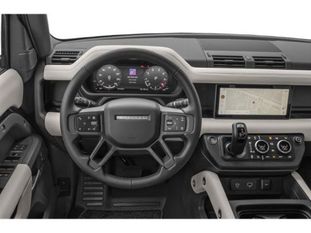 2025 Land Rover Defender 110 X-Dynamic SE photo 3