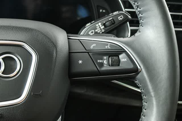 2019 Audi Q8 line Prestige photo 10