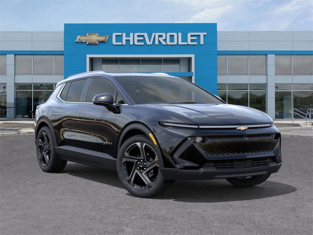 2026 Chevrolet Equinox LT photo 3