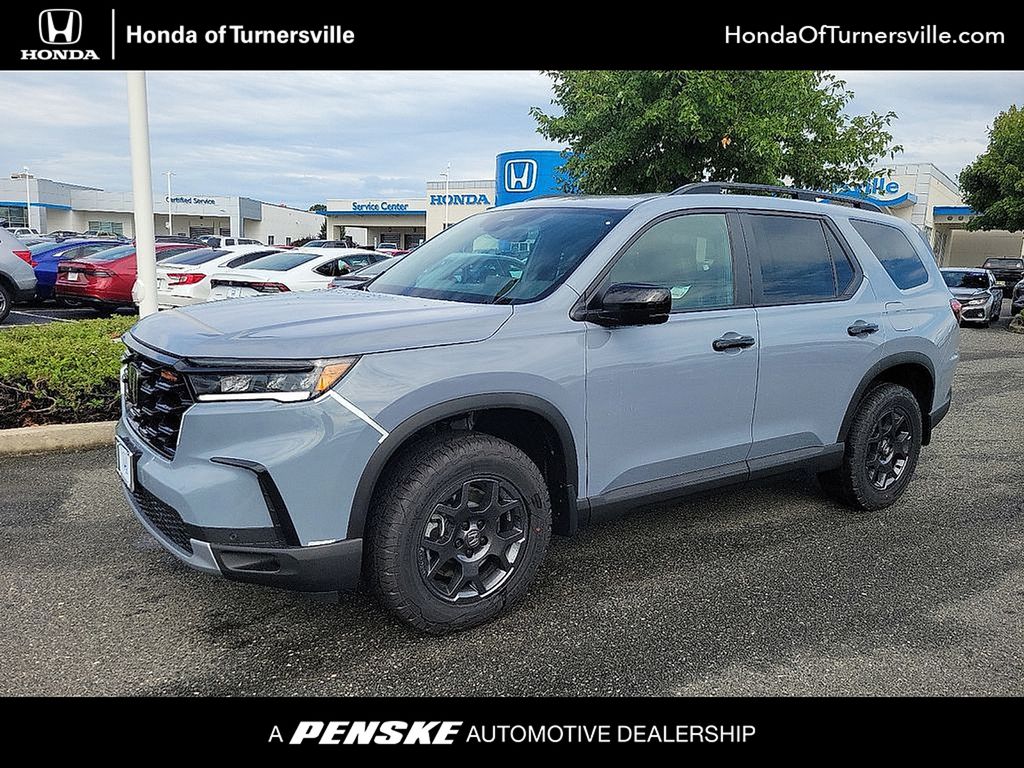 2025 Honda Pilot TrailSport's photo