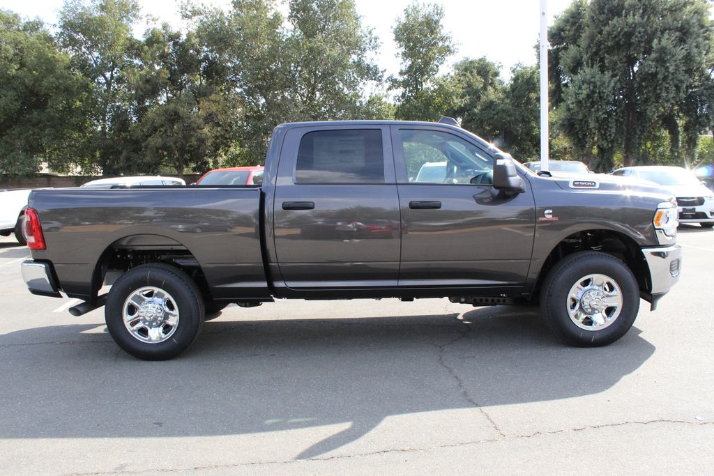 2024 Ram 2500 Tradesman photo 18