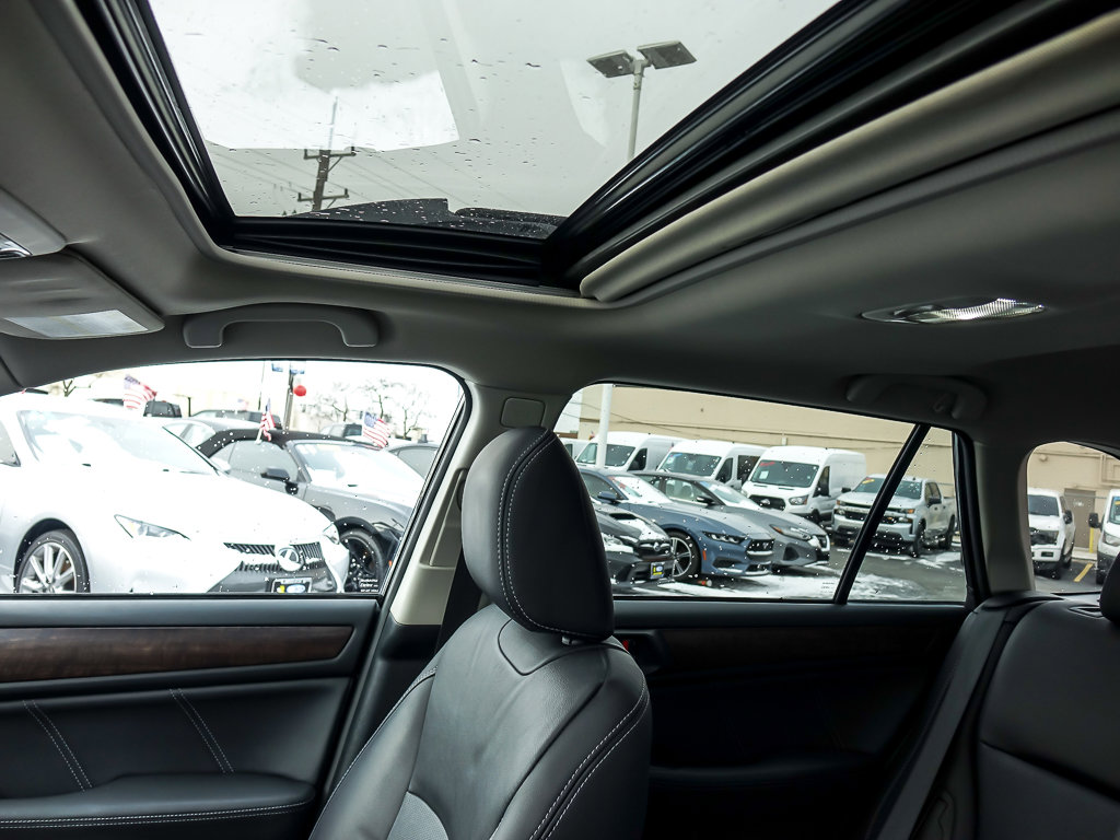 2018 SUBARU OUTBACK - Image 8