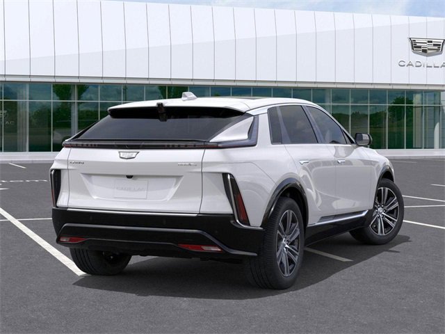 2025 Cadillac Lyriq Luxury photo 4