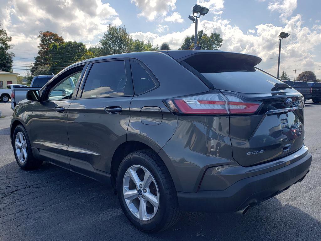 2019 Ford Edge SE photo 5