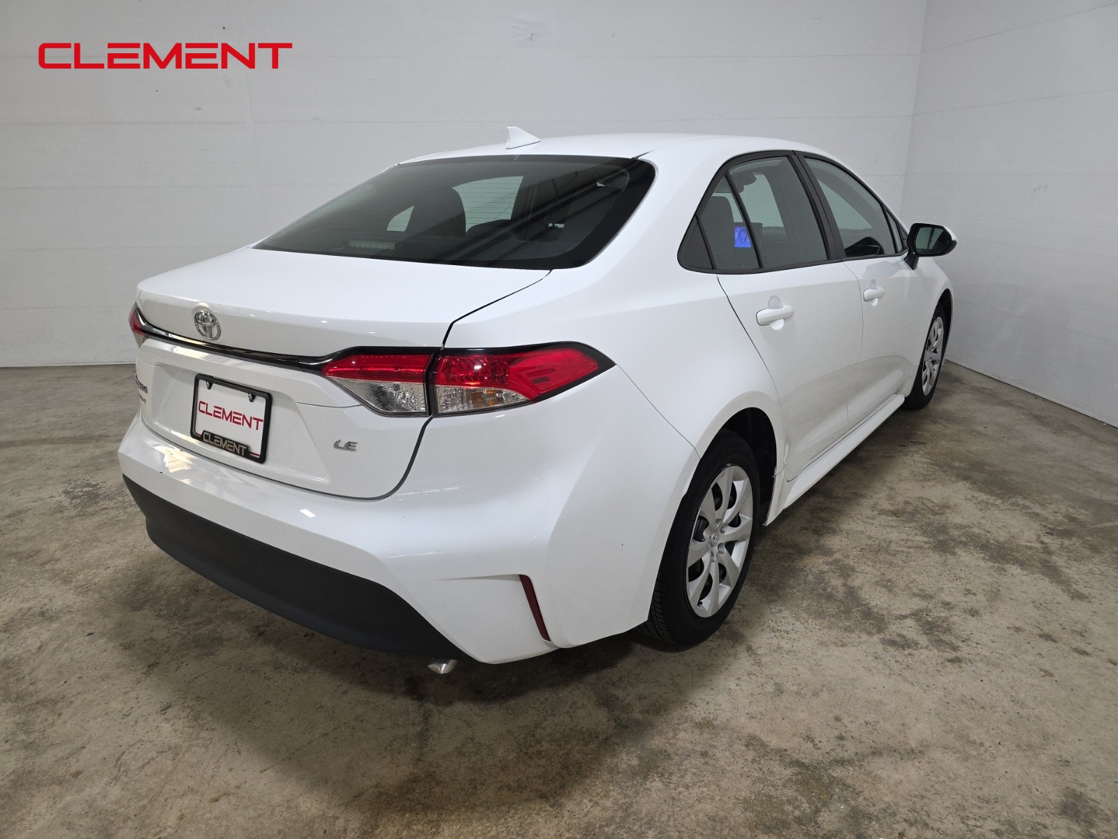 2024 Toyota Corolla LE photo 4