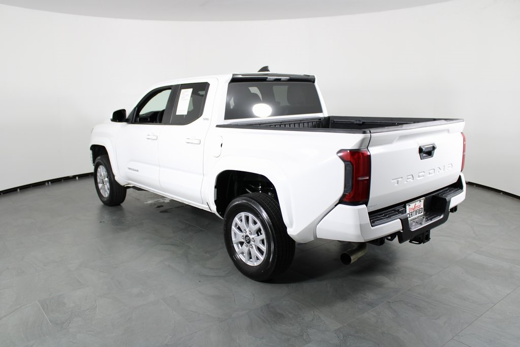 2024 Toyota Tacoma SR5 photo 2