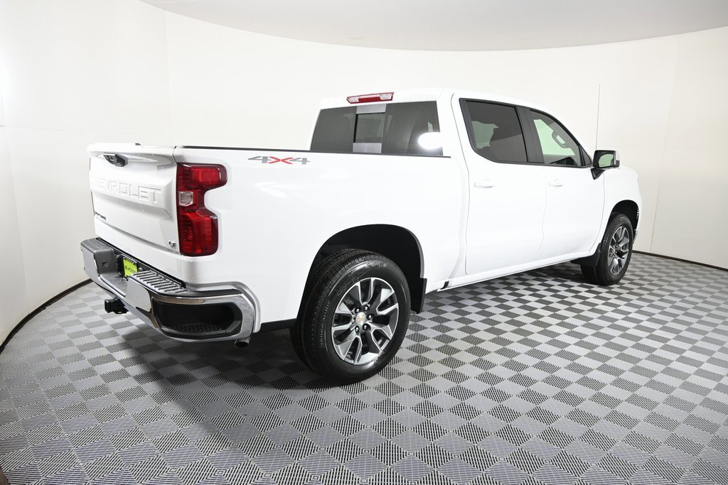 2026 Chevrolet Silverado 1500 LT photo 4
