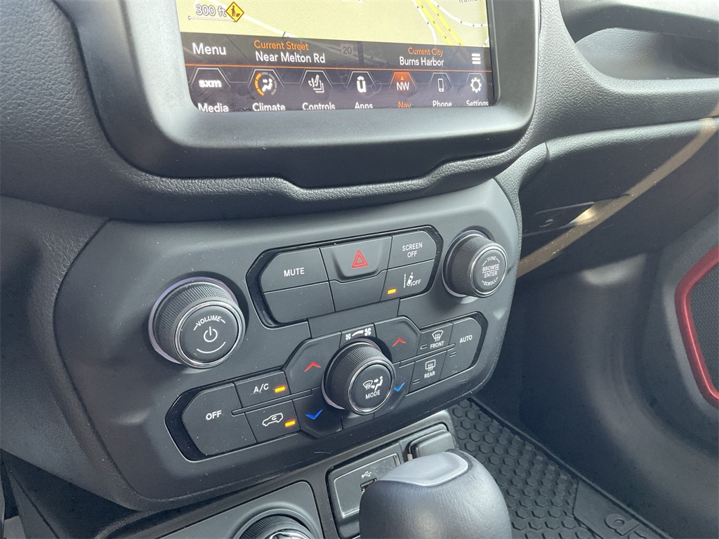 2022 Jeep Renegade Trailhawk photo 15