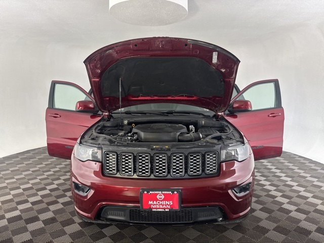2021 Jeep Grand Cherokee Laredo X photo 10