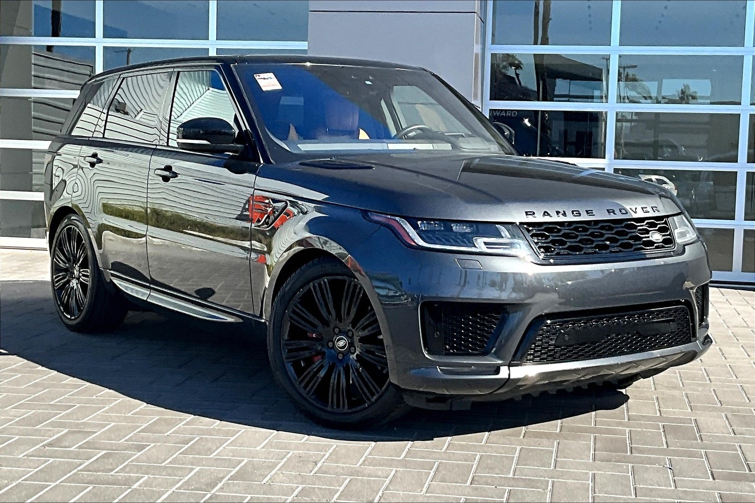 2021 Land Rover Range Rover Sport HSE Dynamic photo 3
