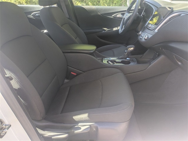 2023 Chevrolet Malibu LS photo 26