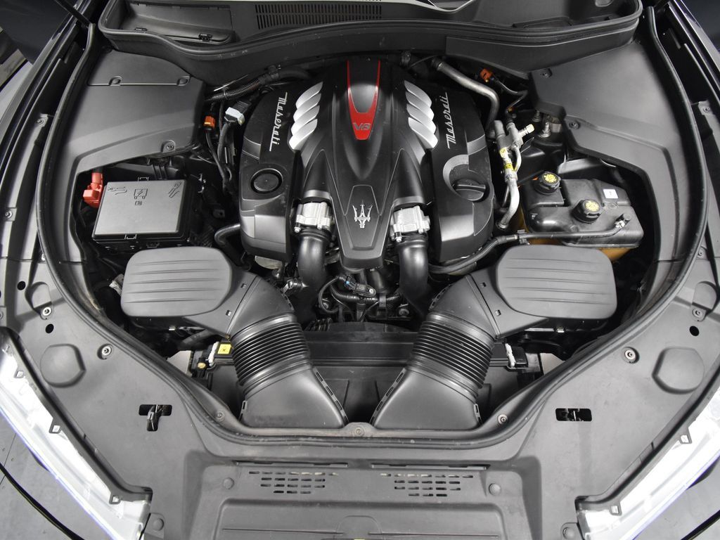 2020 Maserati Levante GTS photo 42