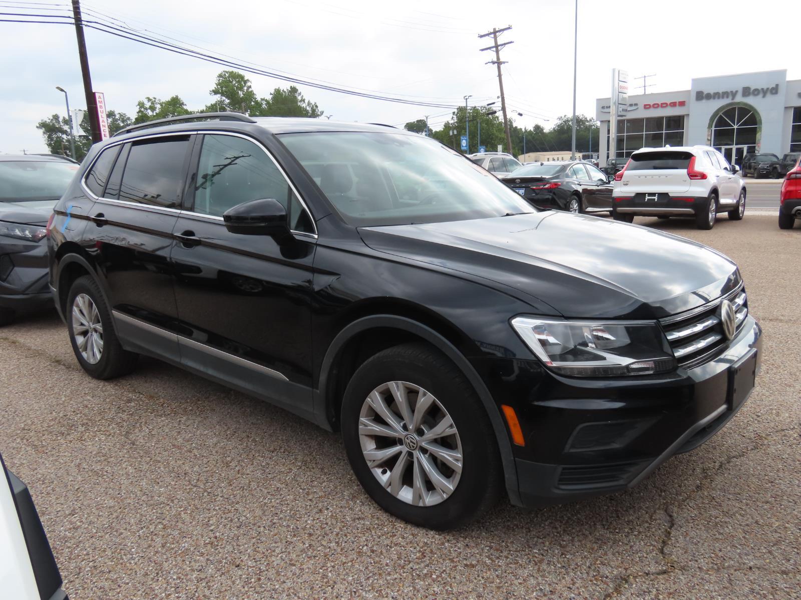 2018 Volkswagen Tiguan SE photo 3