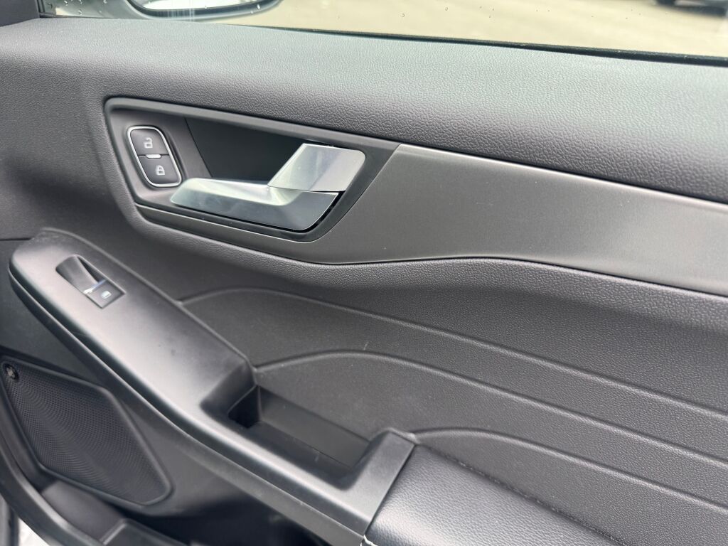 2023 Ford Escape Active photo 21