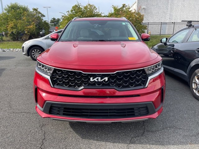2022 Kia Sorento Hybrid S photo 2