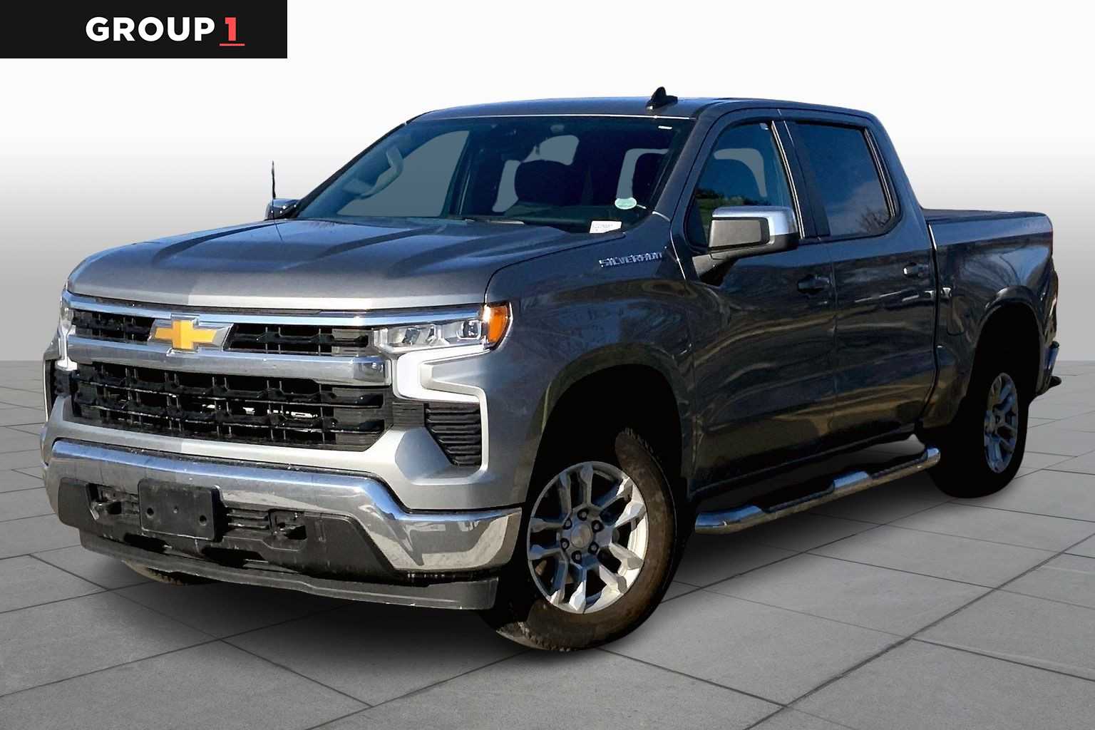 2024 Chevrolet Silverado 1500 LT's photo