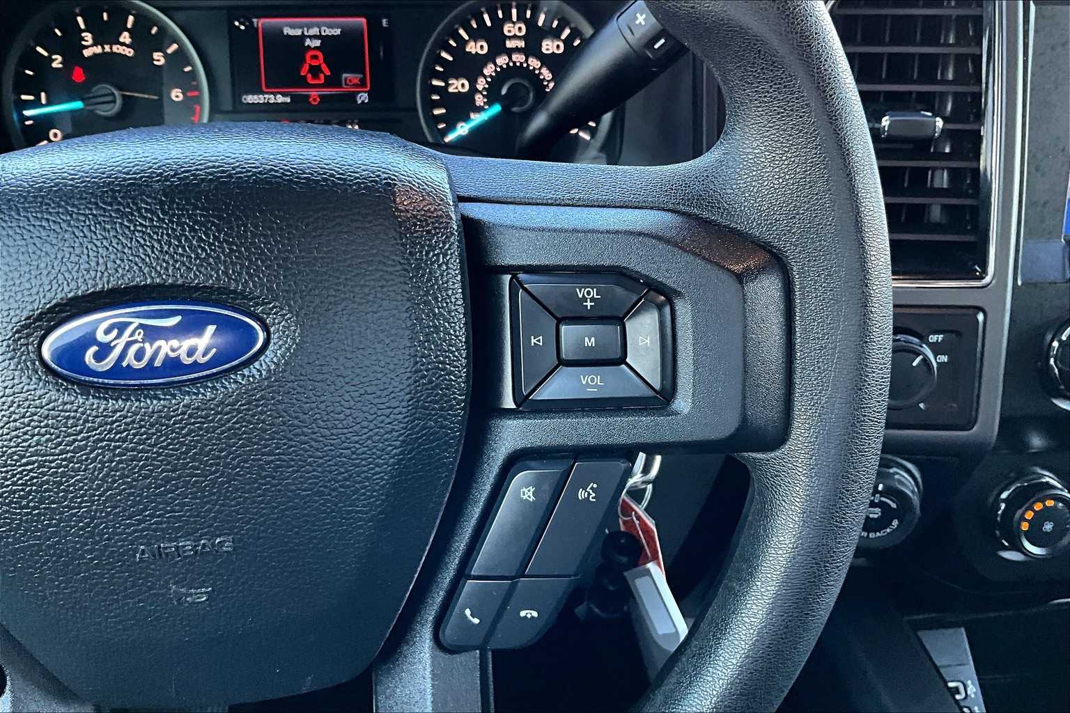2019 Ford F-150 XLT photo 20