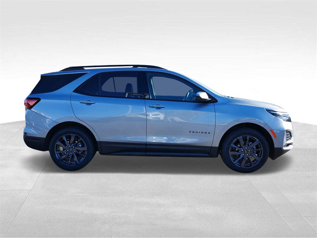 Used 2024 Chevrolet Equinox RS with VIN 3GNAXWEG2RS136975 for sale in Anoka, Minnesota