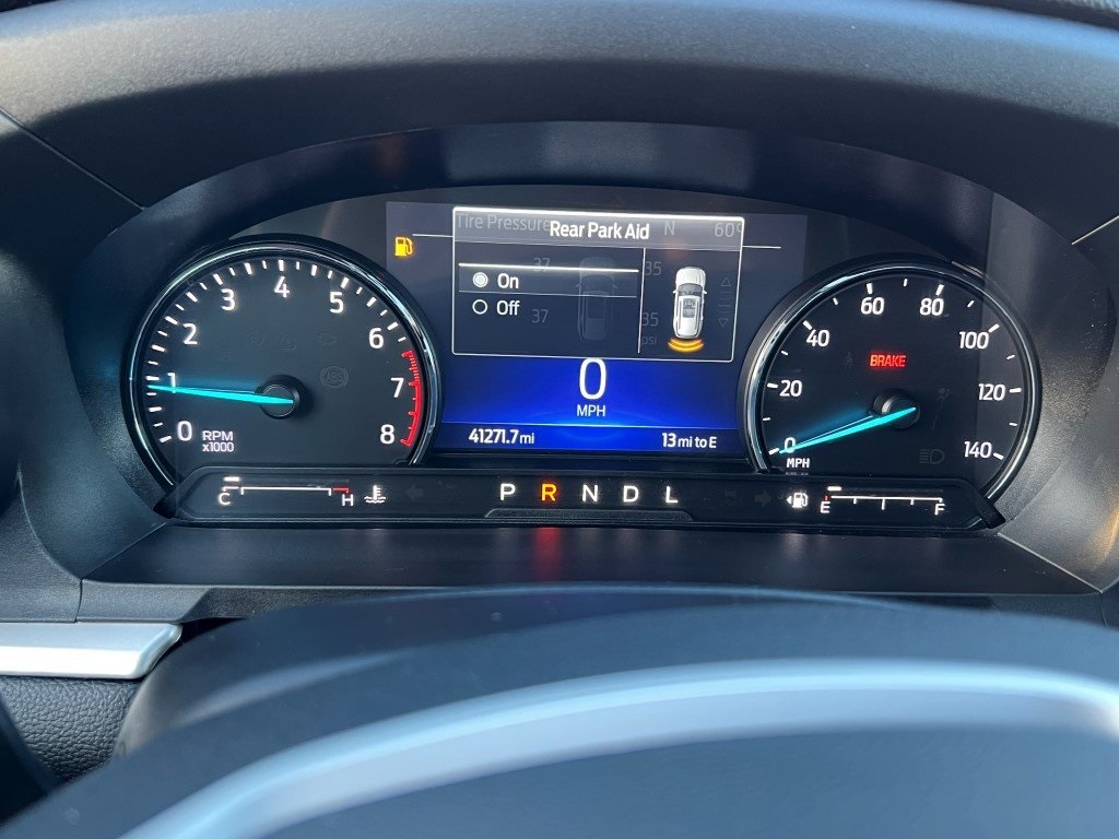 2022 Ford Explorer XLT photo 3