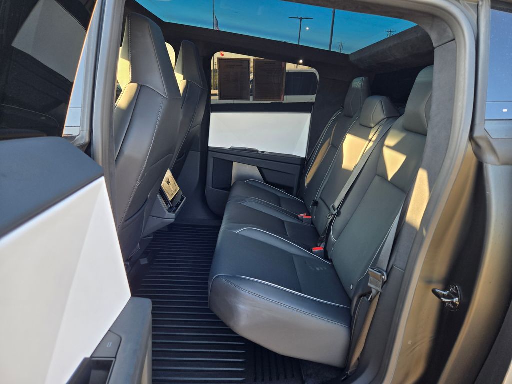 2024 Tesla Cybertruck photo 20