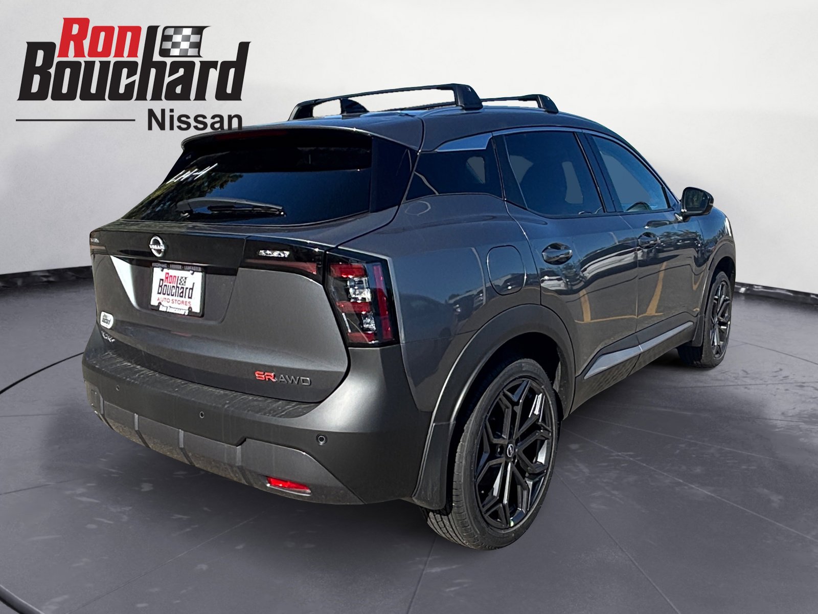2026 Nissan Kicks SR photo 2